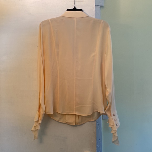 Escada Silk Cream Ruffle Sleeve Logo ButtonDown Shirt NeverUsed - Picture 4 of 16